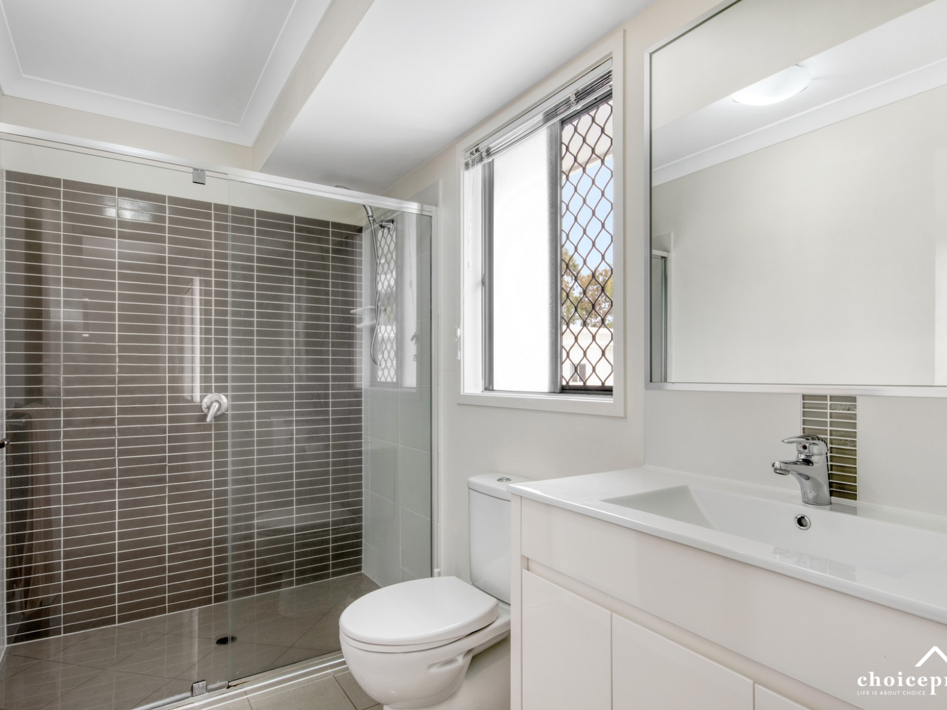 62 / 14 Photinia Crescent, Mountain Creek