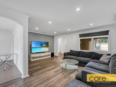 15 Oaktree Drive, Hampton Park