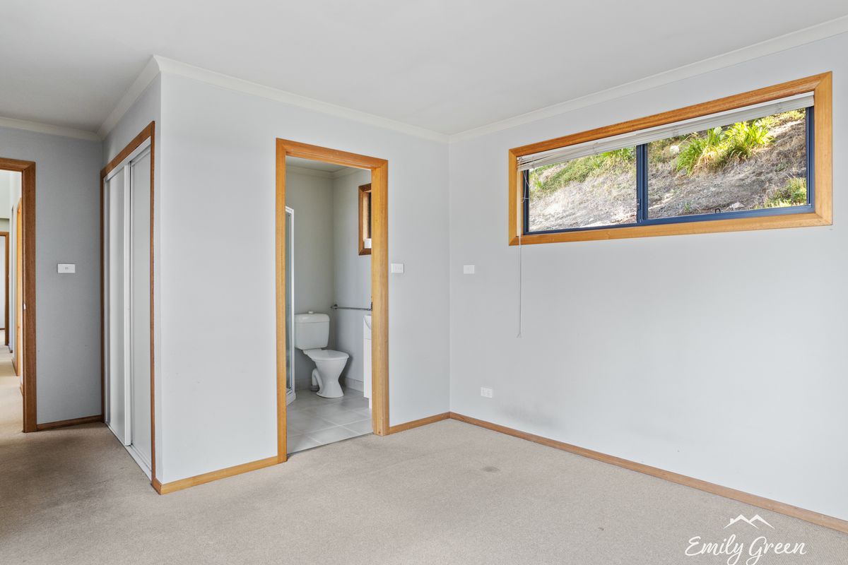 13 / 10 Waterworks Road, Dynnyrne