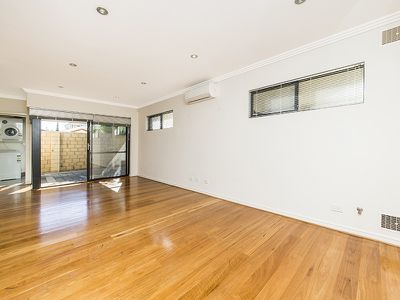 24 Waddell Road, Palmyra