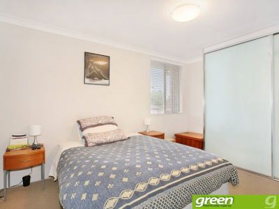11 / 18 Oxford St, Merrylands