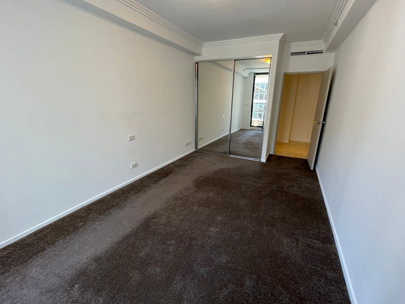 137 / 8 Dixon Street, Haymarket