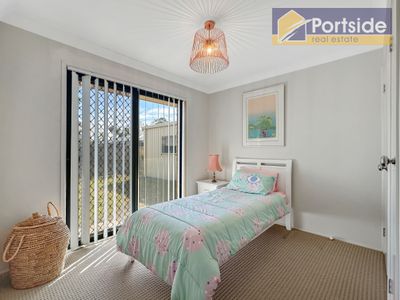 17 Broughton  Cct, Tanilba Bay