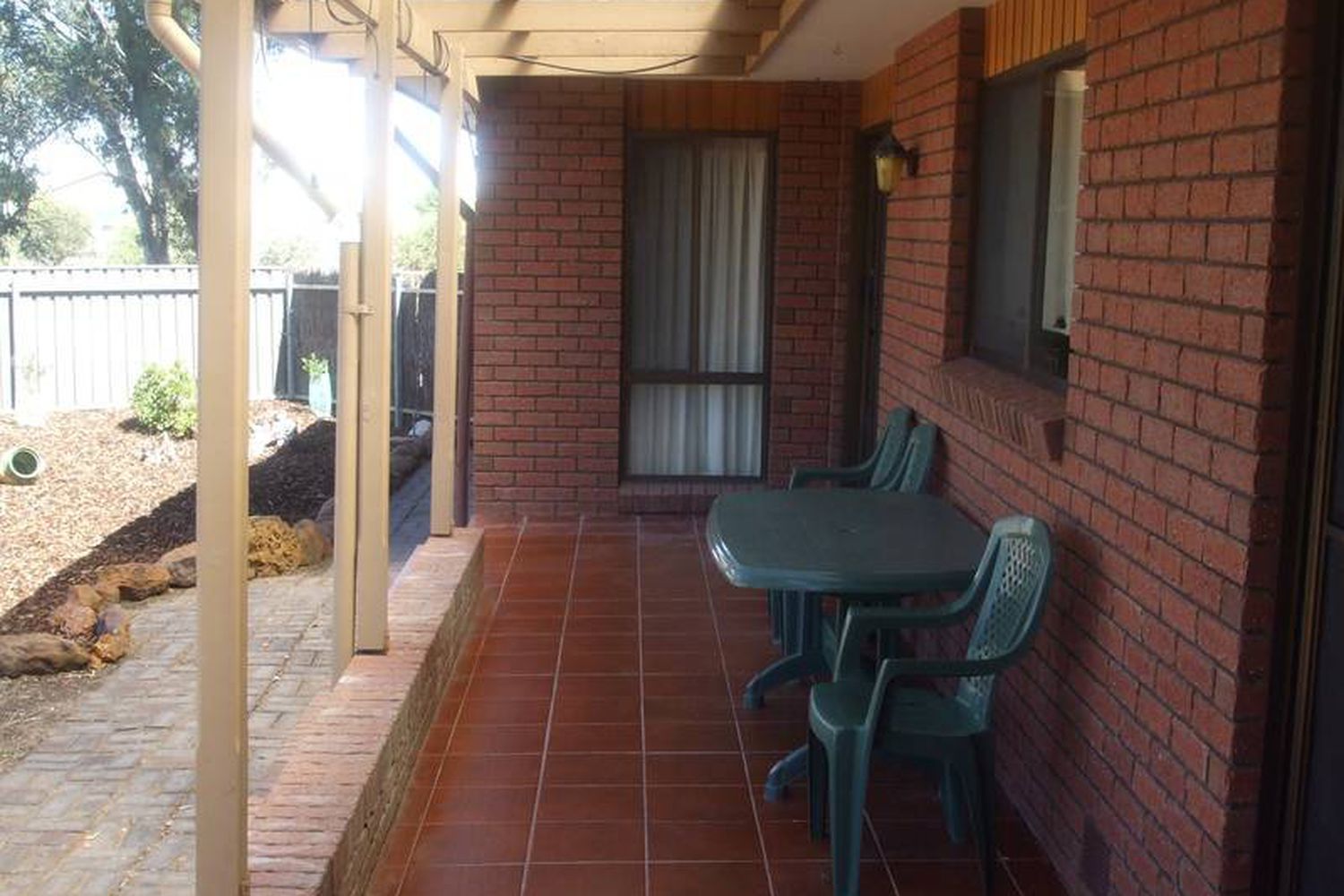 1 Davis Drive, Horsham