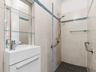 5 Arkindale Place, Frankston South