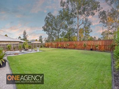 4 Conlan Court, Augustine Heights