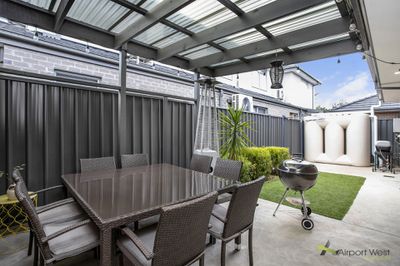 2 / 178 Parer Road, Airport West