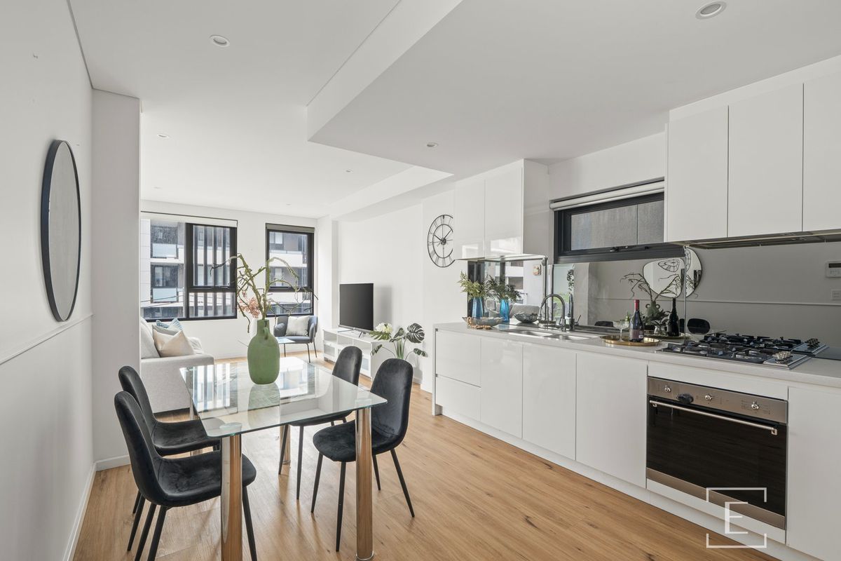 16 / 25 Smallwood Avenue, Homebush