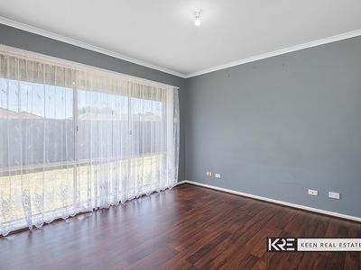 1 Fishburn Place, Cranbourne West