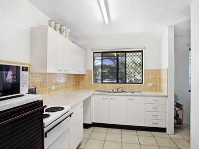 1 / 69 Poinciana Avenue, Tewantin