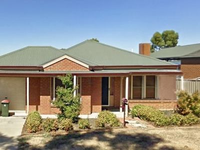 20 Bowles Road, Epsom