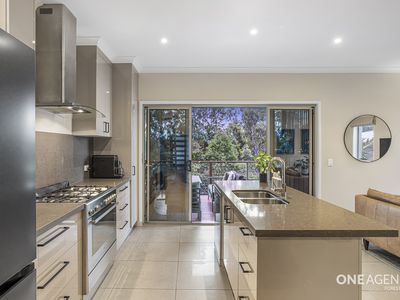 62 Crest Ridge Parade, Brookwater