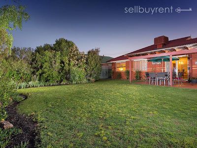 48 KINGFISHER DRIVE, Wodonga
