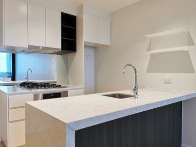 2407 / 245 City Road, Southbank