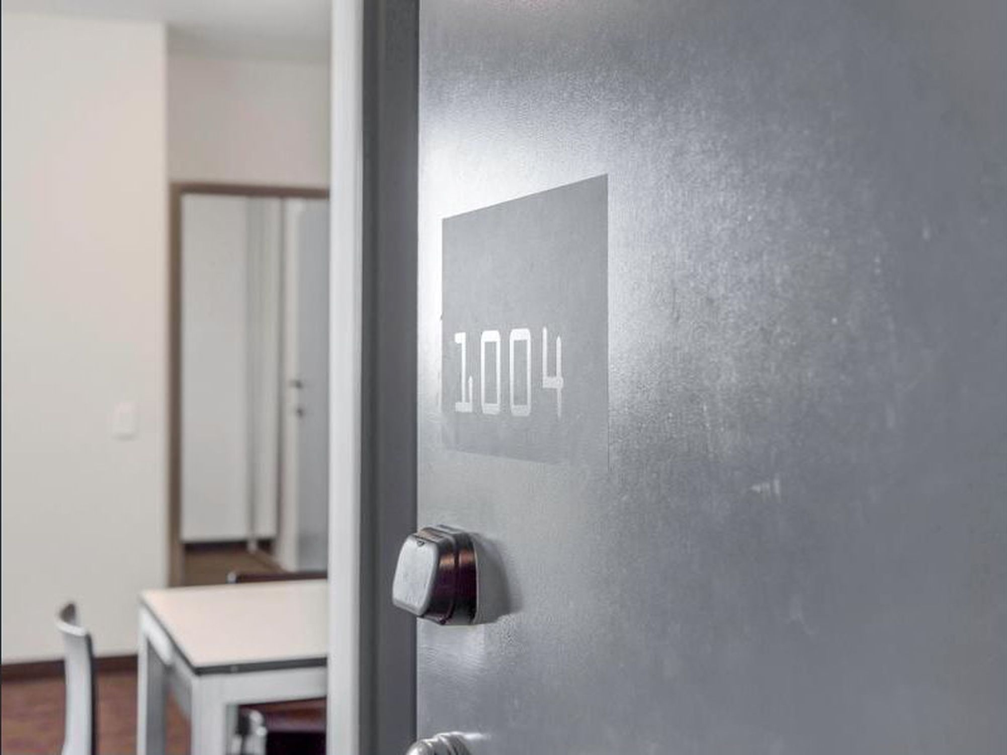 1004 / 15 Synagogue Place, Adelaide