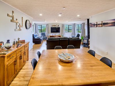 12 Cullen Place, Tawa