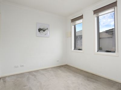 4 / 579-581 Geelong Road, Brooklyn