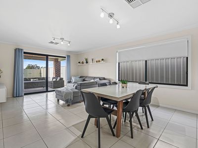 5 Catalonia Avenue, Munno Para West