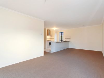 20 Valencia Circuit, Cranbourne
