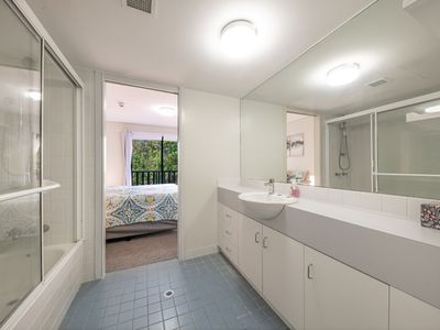 1473 / 615 Kunapipi Road, Laguna Quays