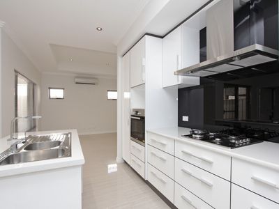 42B St Albans Road, Nollamara