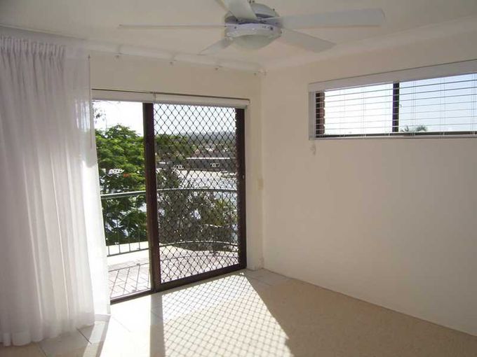8 / 11-13 Woomba Place, Mooloolaba