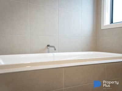5 Whitelock Drive, Huntly
