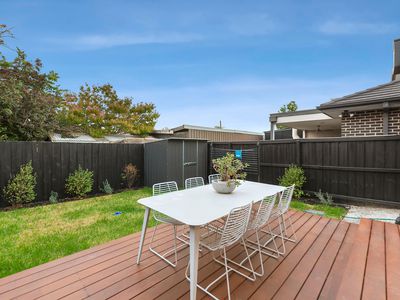 74 Wingara Avenue, Keilor East