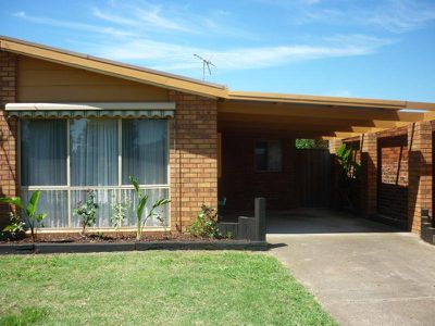 1 / 30 Rowes Road, Werribee