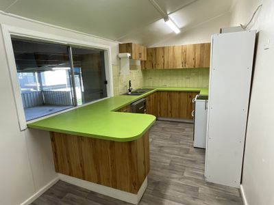 16 Claret Street, Forbes