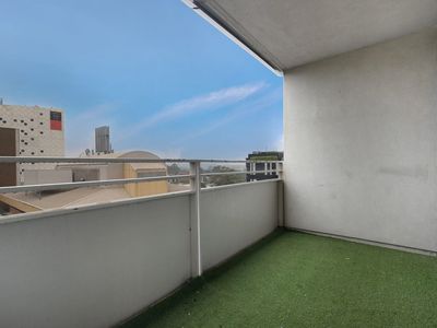 805 / 377 Burwood Road, Hawthorn