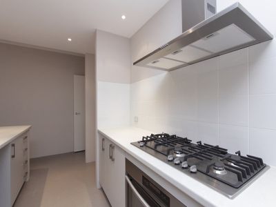 2 / 58 Central Avenue, Ascot