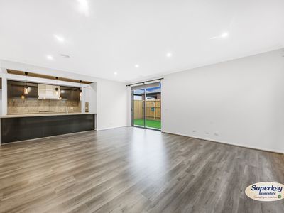 16 Moylan Drive, Rockbank