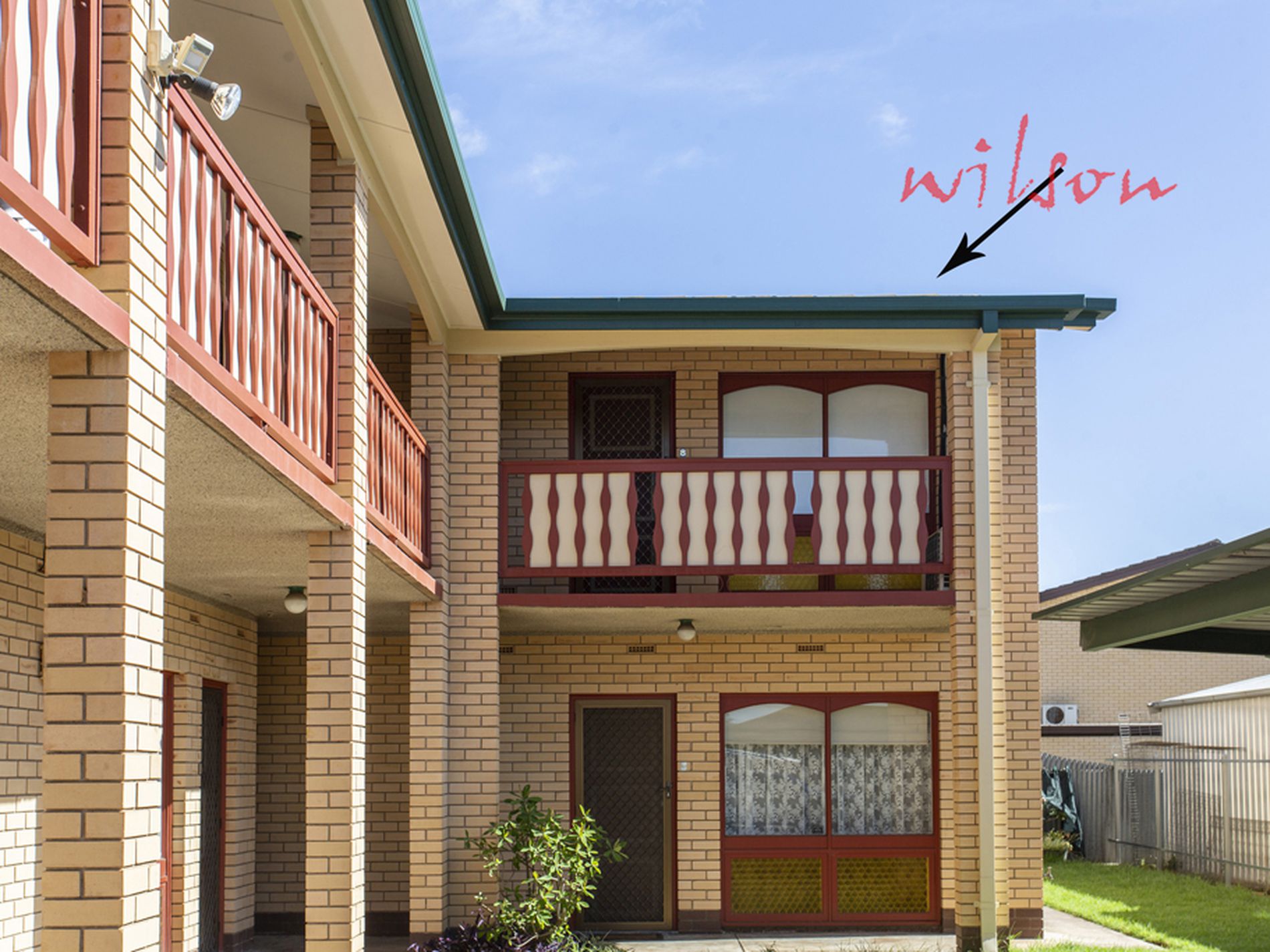 8 / 10 Jeffrey Street, Brooklyn Park
