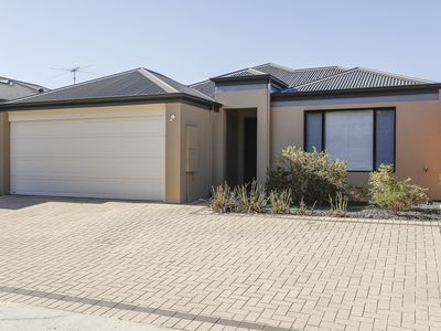 21 Speranza Parkway, Sinagra