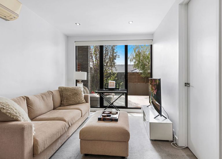 2 / 1295 Toorak Road, Camberwell