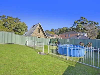 33 The Glen Road, Bardwell Valley