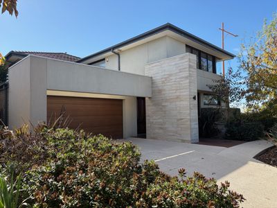 16 Armstrong Boulevard, Mount Duneed