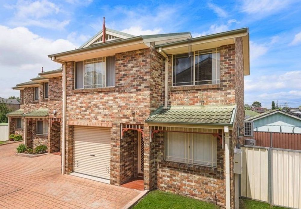 9 / 26 Holland Crescent, Casula