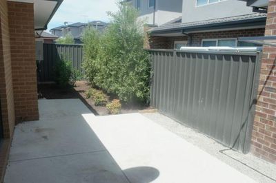 2 / 21 Green Street, Airport West