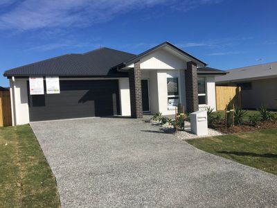 8 Firestone Avenue, Pimpama