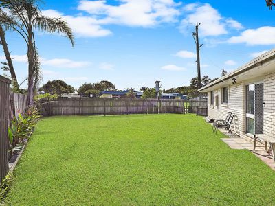 2 Tumut Street, Buddina