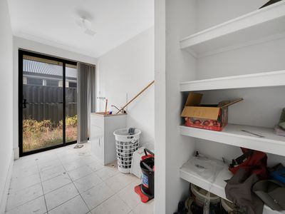 21 Cathedral Approach, Secret Harbour
