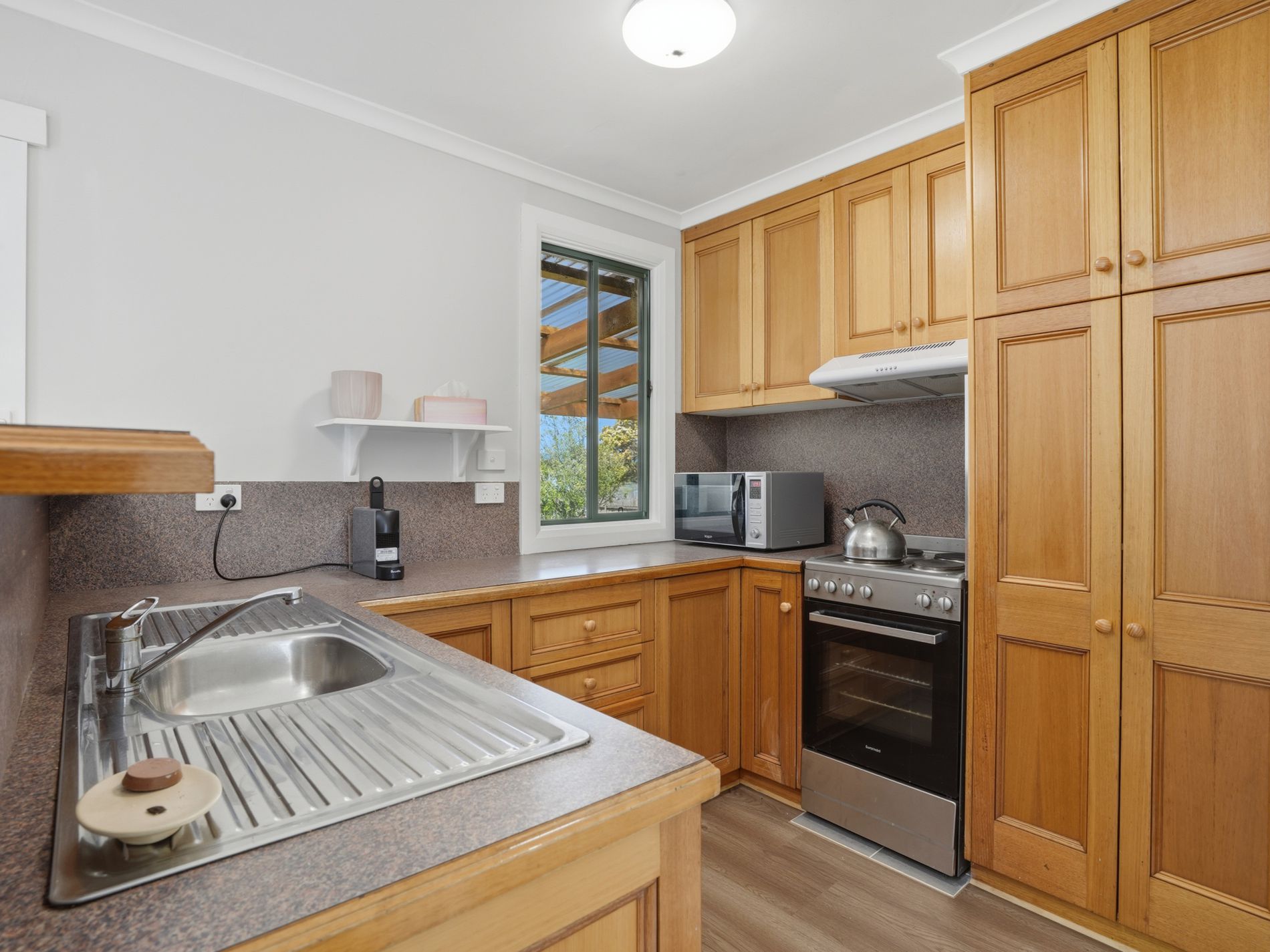 28 Pedder Street, Campbell Town