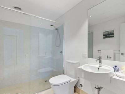 94 / 59 Breaksea Drive, North Coogee