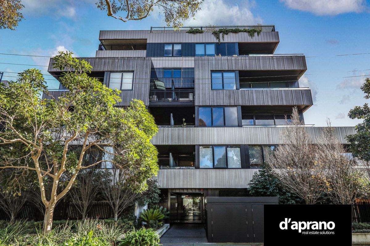 Elegant Ground-Floor Living with Luxury, Comfort & Style