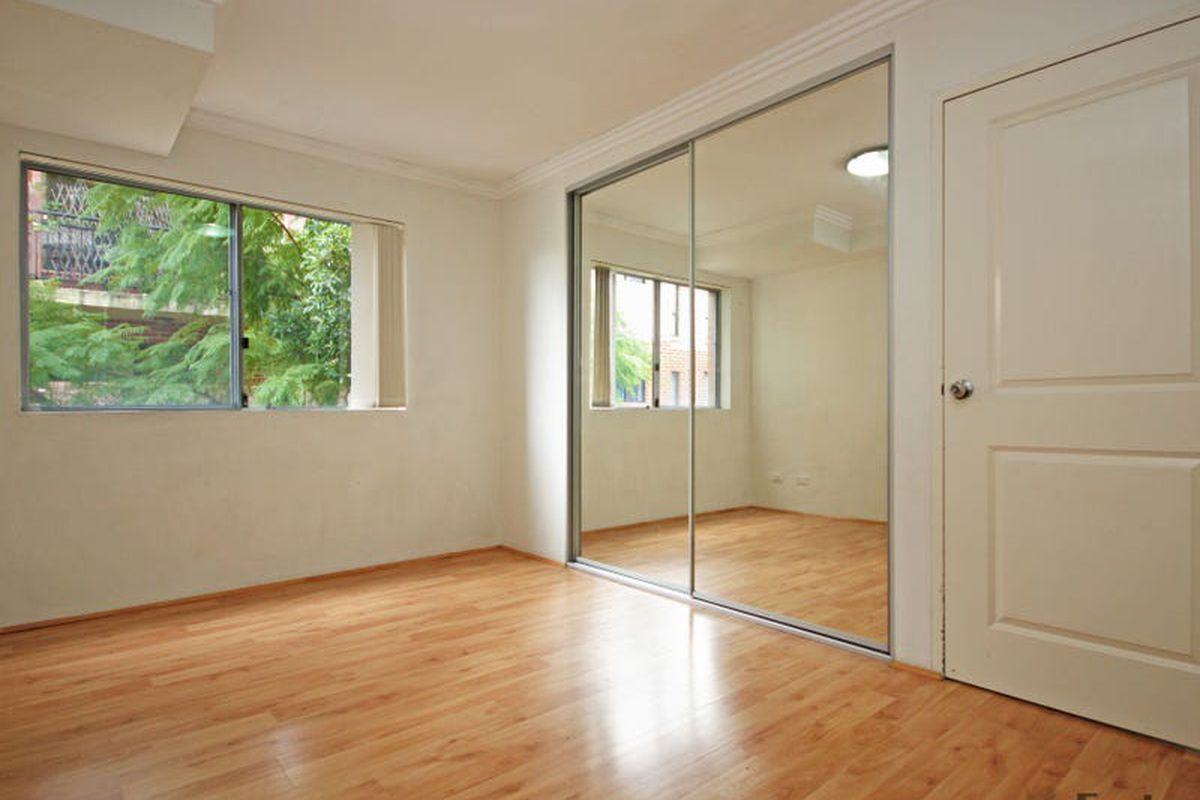 15 / 52 Courallie Avenue, Homebush West