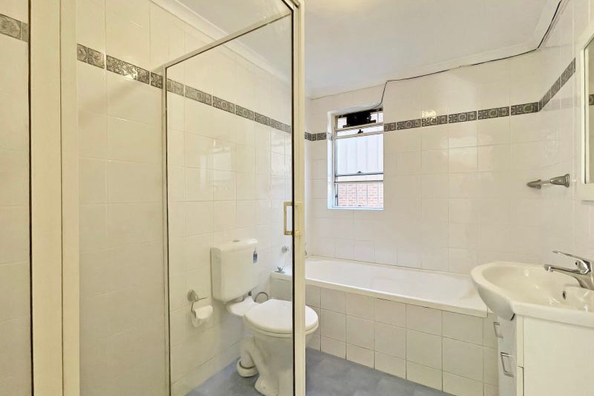 6 / 5 Hornsey Road, Homebush West