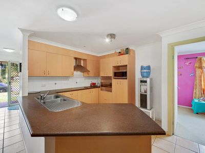 25 Lakeview Dr, Logan Reserve