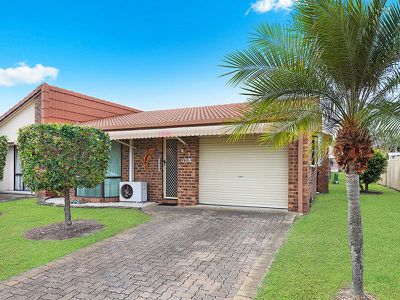 105 / 8 Melody Court, Warana